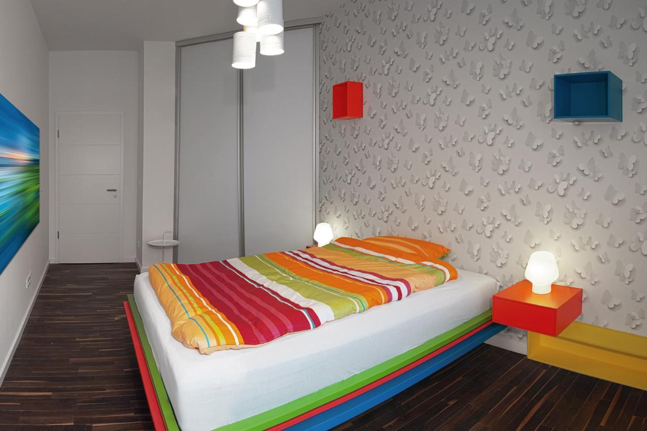 Luxus Designer-residenz In Mitte • 109 Qm • Neu! Appartement